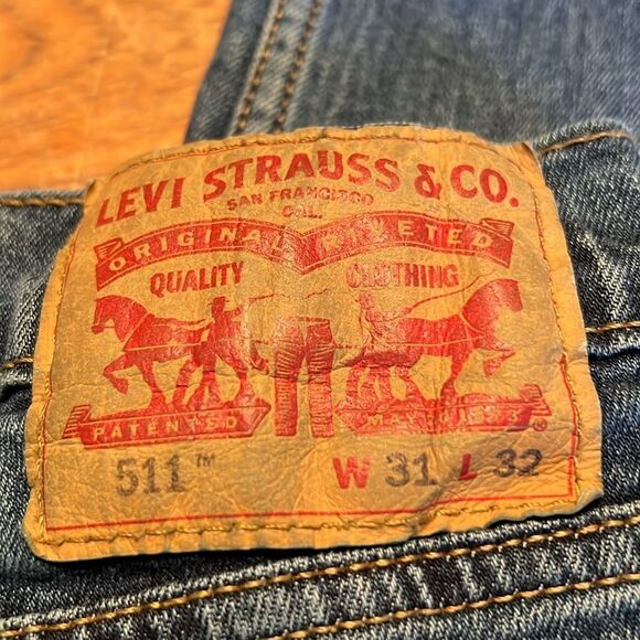 Levi’s 511 Jeans Medium wash with fading and whiskering 31 x 32 - Picture 5 of 12